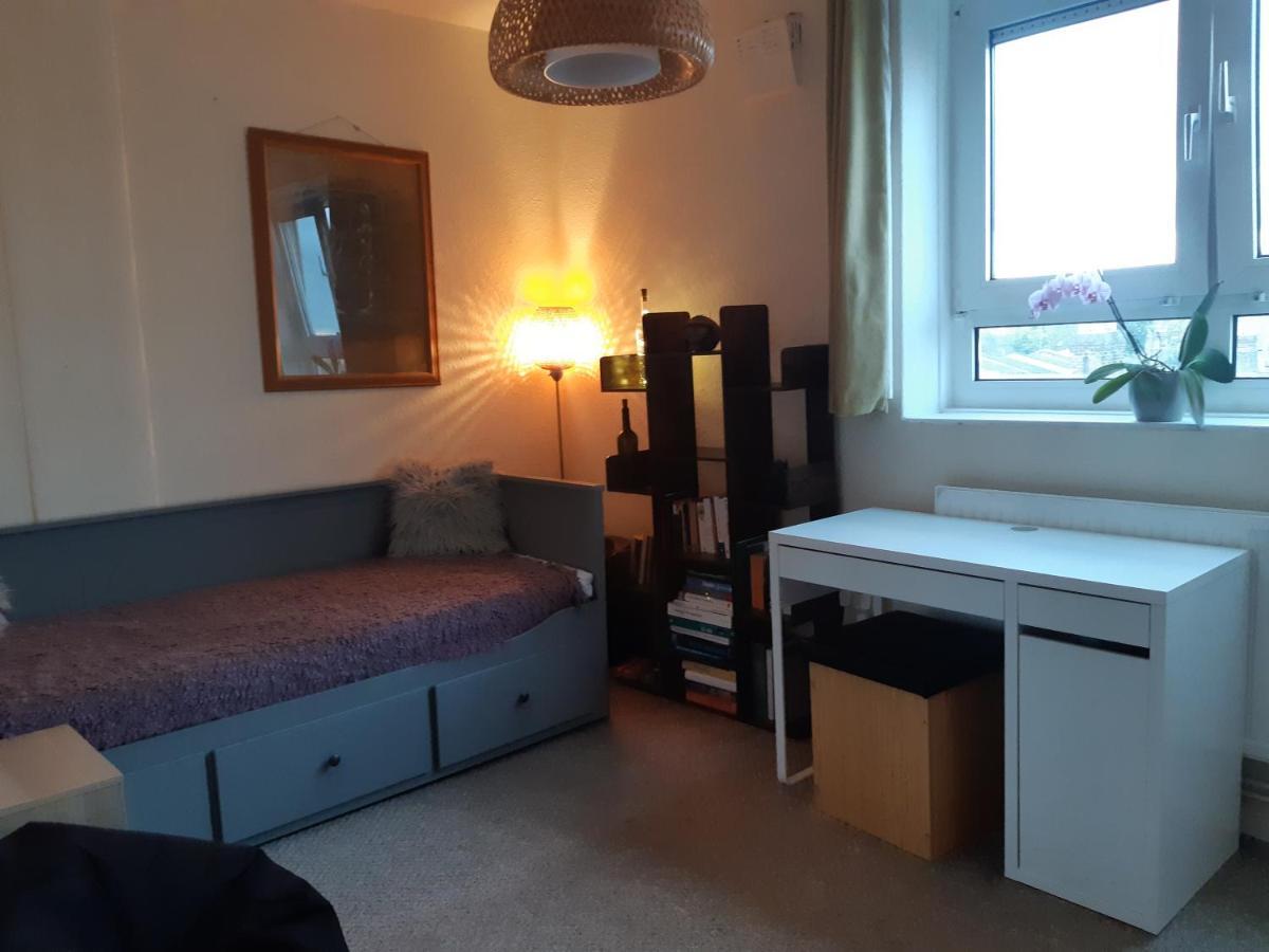 Cosy room in Camden Town zone 2 Londyn Zewnętrze zdjęcie